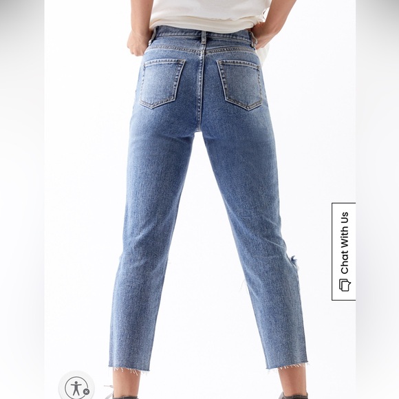 NWT 25 PacSun High Rise Straight Jeans - Distressed - Picture 3 of 9